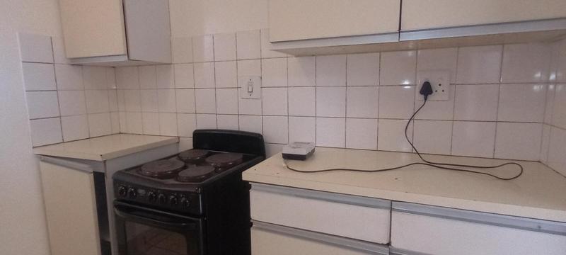 To Let 1 Bedroom Property for Rent in Sunnyside Gauteng