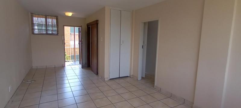 To Let 1 Bedroom Property for Rent in Sunnyside Gauteng