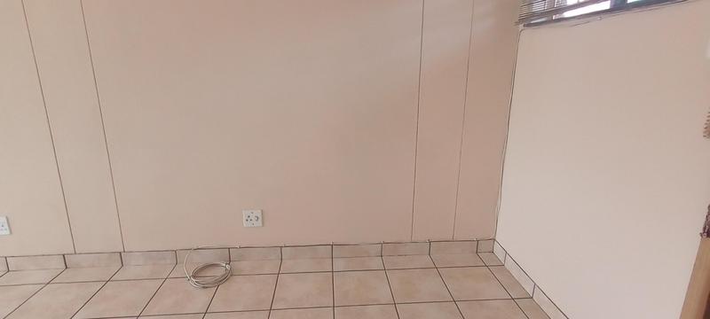 To Let 1 Bedroom Property for Rent in Sunnyside Gauteng