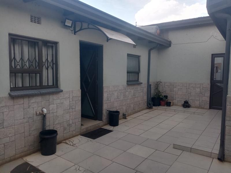 3 Bedroom Property for Sale in Palm Ridge Gauteng