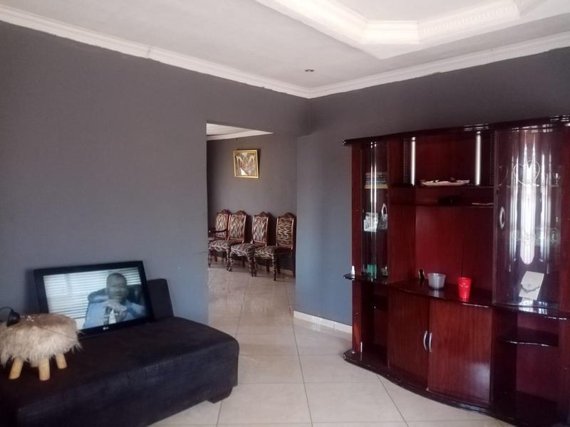 3 Bedroom Property for Sale in Siluma View Gauteng