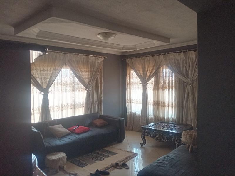 3 Bedroom Property for Sale in Siluma View Gauteng