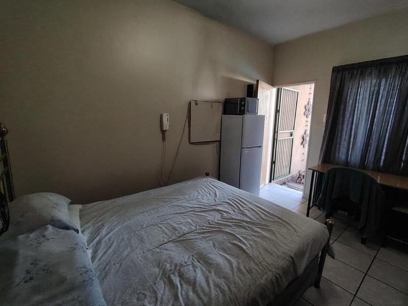 To Let 1 Bedroom Property for Rent in Wierda Park Gauteng