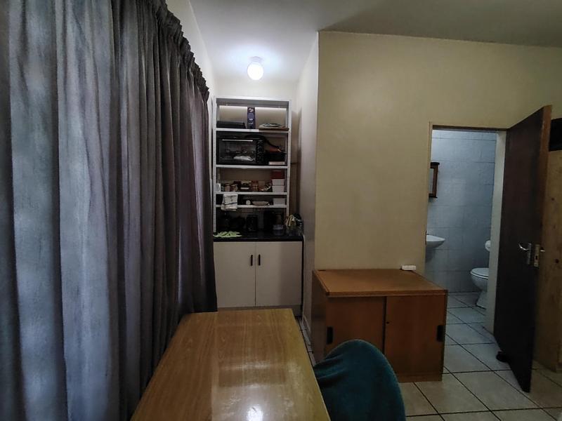 To Let 1 Bedroom Property for Rent in Wierda Park Gauteng