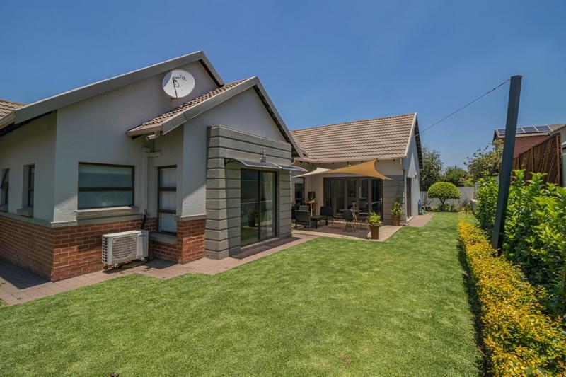 3 Bedroom Property for Sale in Midstream Hill Gauteng