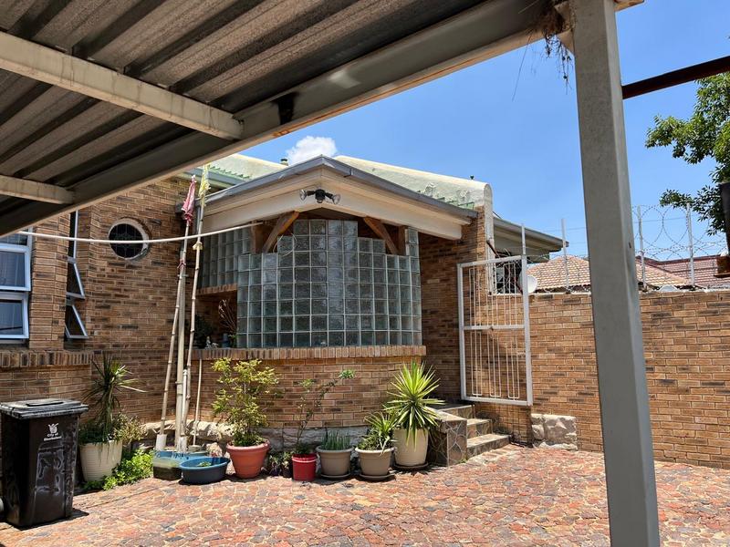 4 Bedroom Property for Sale in Benoni Central Gauteng