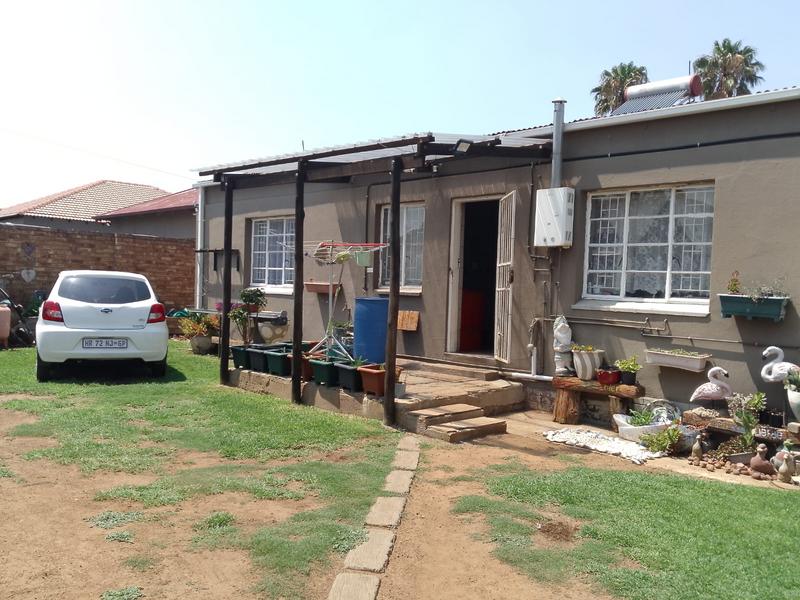 3 Bedroom Property for Sale in Geduld Gauteng