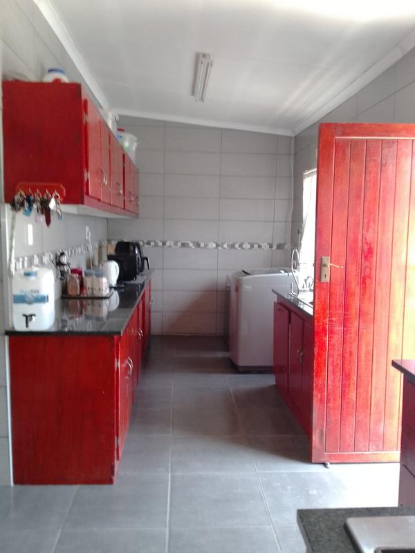 3 Bedroom Property for Sale in Geduld Gauteng