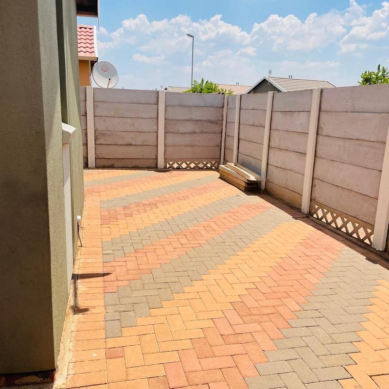 3 Bedroom Property for Sale in Sky City Gauteng