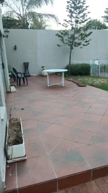 To Let 1 Bedroom Property for Rent in Observatory Gauteng