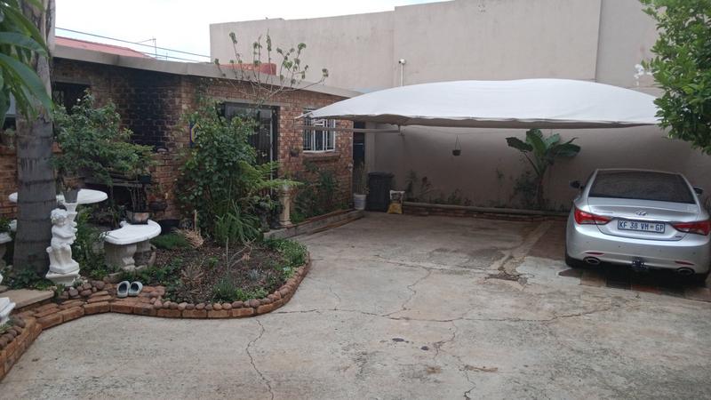 4 Bedroom Property for Sale in Kensington Gauteng