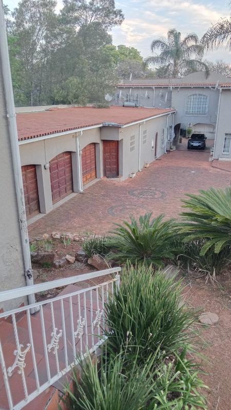 5 Bedroom Property for Sale in Observatory Gauteng