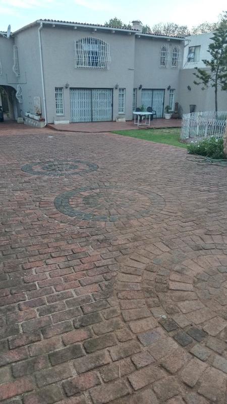 5 Bedroom Property for Sale in Observatory Gauteng