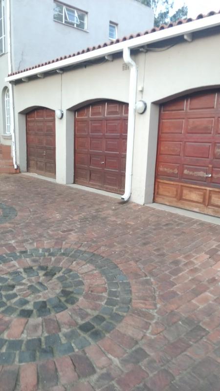 5 Bedroom Property for Sale in Observatory Gauteng