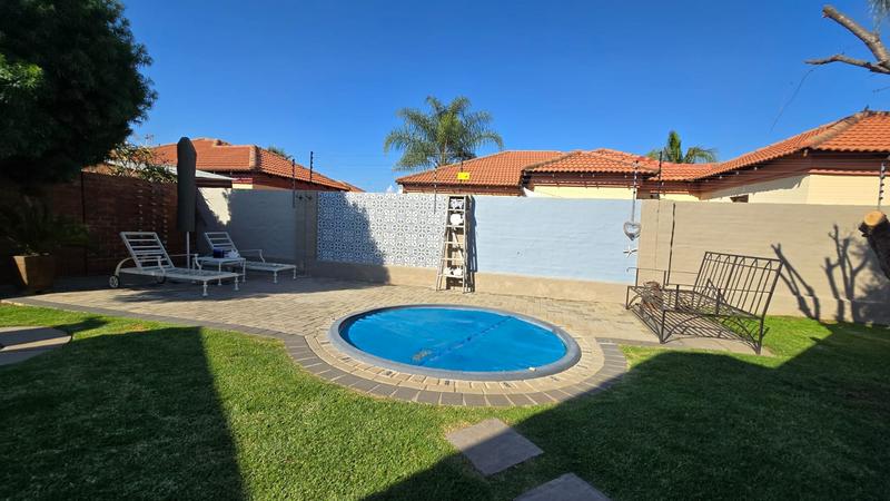 4 Bedroom Property for Sale in Montana Gauteng