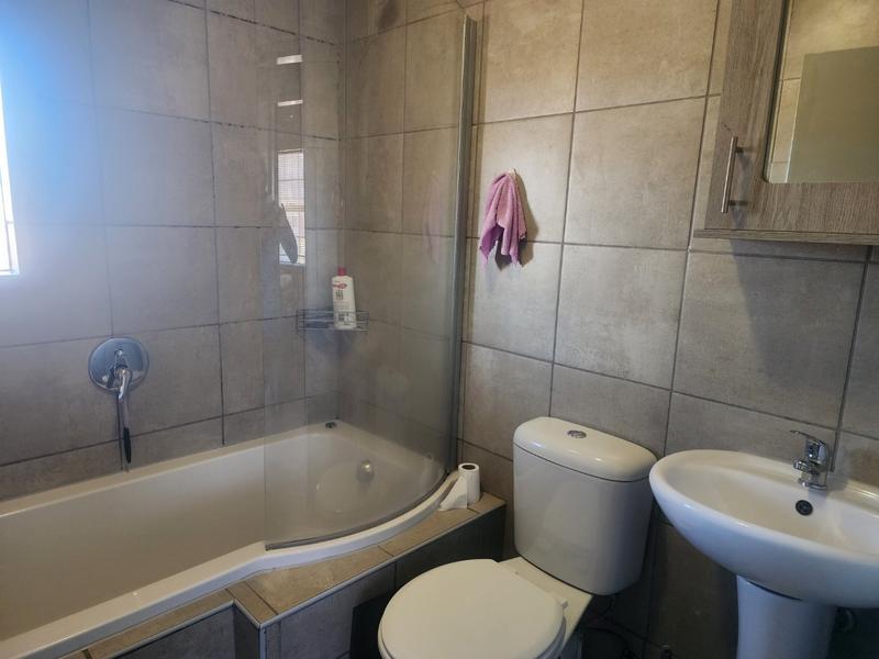 2 Bedroom Property for Sale in Montana Gauteng