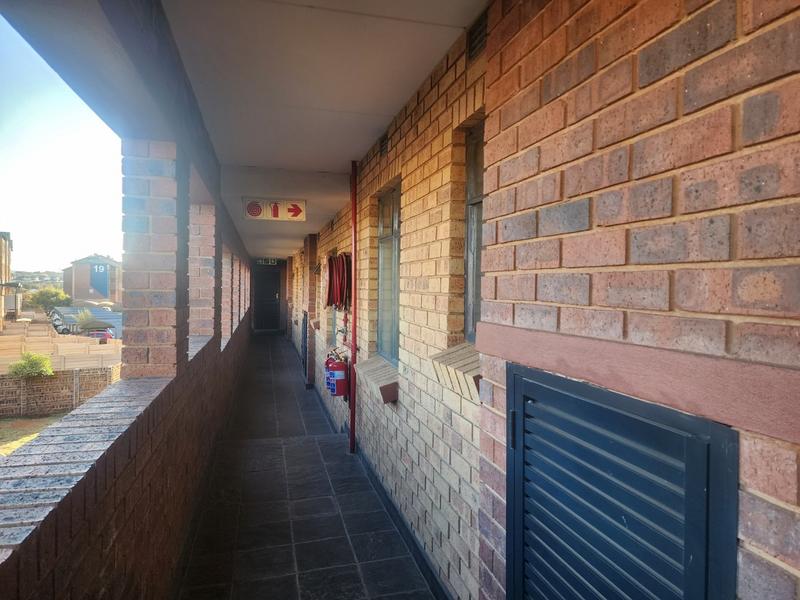 2 Bedroom Property for Sale in Montana Gauteng