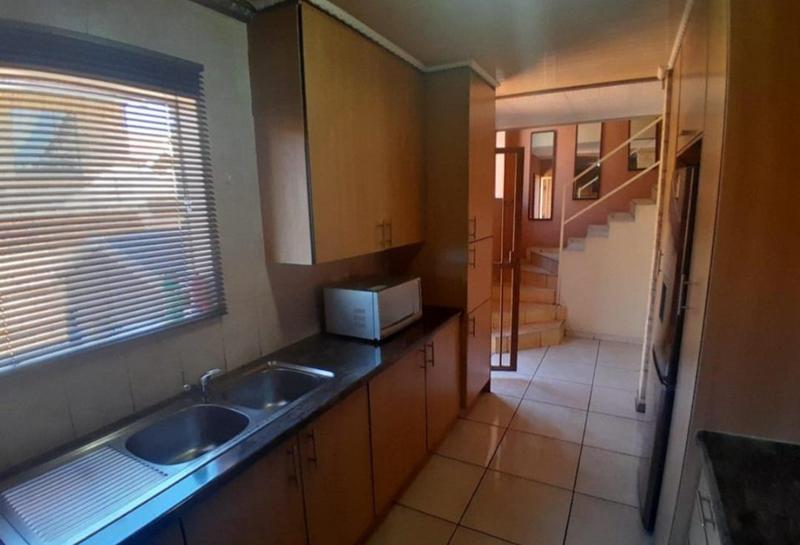 3 Bedroom Property for Sale in New Redruth Gauteng