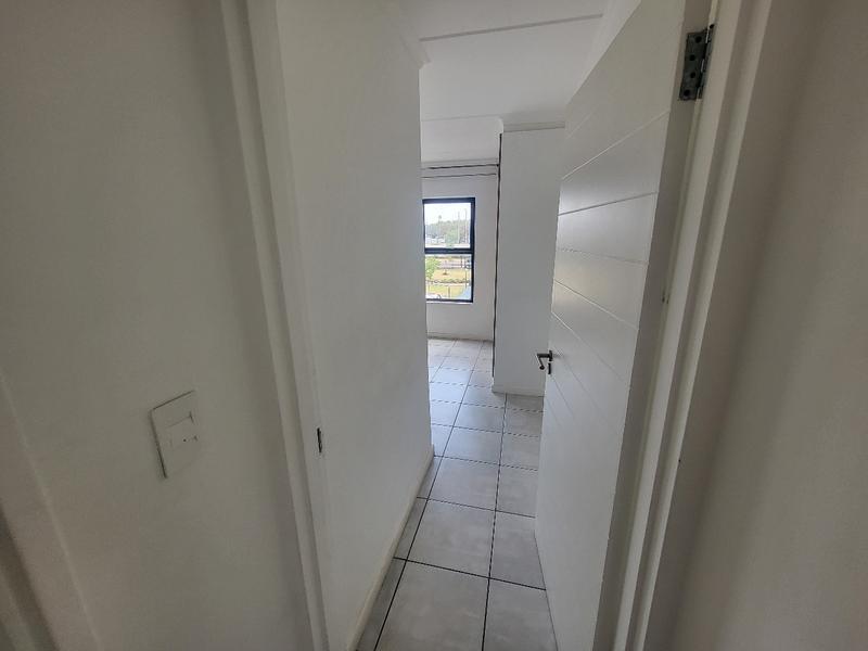 To Let 2 Bedroom Property for Rent in Witfield Gauteng