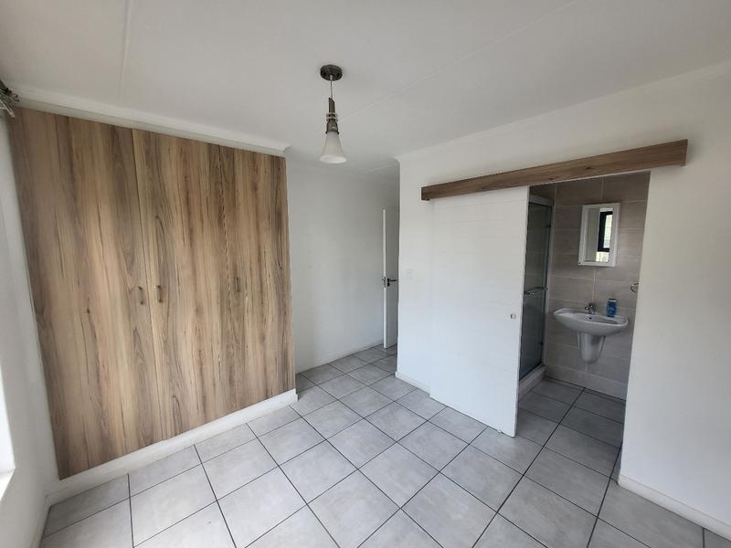 To Let 2 Bedroom Property for Rent in Witfield Gauteng