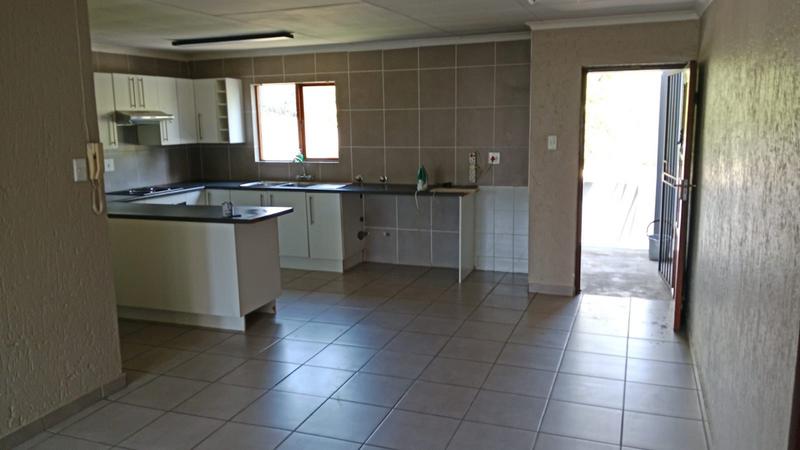 2 Bedroom Property for Sale in Douglasdale Gauteng