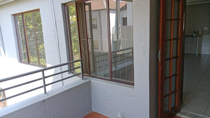 2 Bedroom Property for Sale in Douglasdale Gauteng