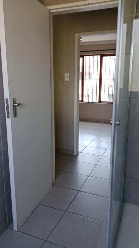 2 Bedroom Property for Sale in Douglasdale Gauteng