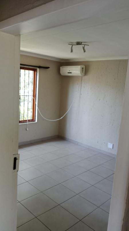 2 Bedroom Property for Sale in Douglasdale Gauteng