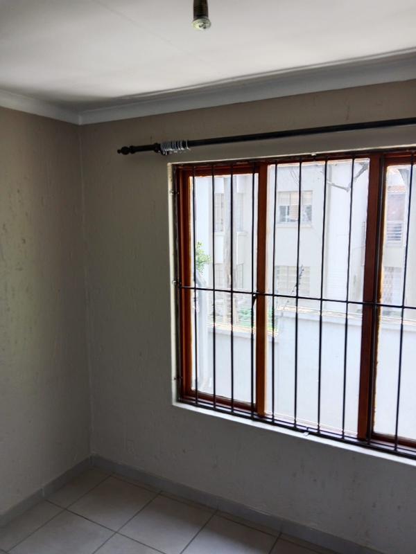 2 Bedroom Property for Sale in Douglasdale Gauteng