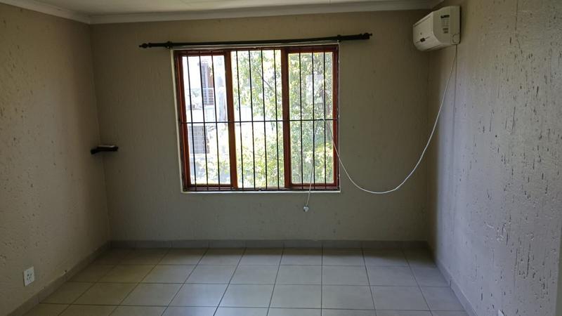 2 Bedroom Property for Sale in Douglasdale Gauteng