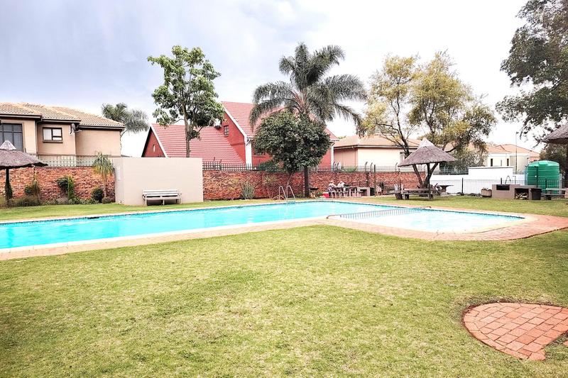 2 Bedroom Property for Sale in Bedfordview Gauteng