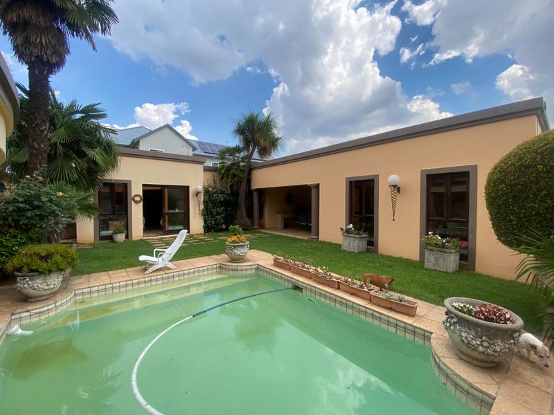 4 Bedroom Property for Sale in Bedfordview Gauteng