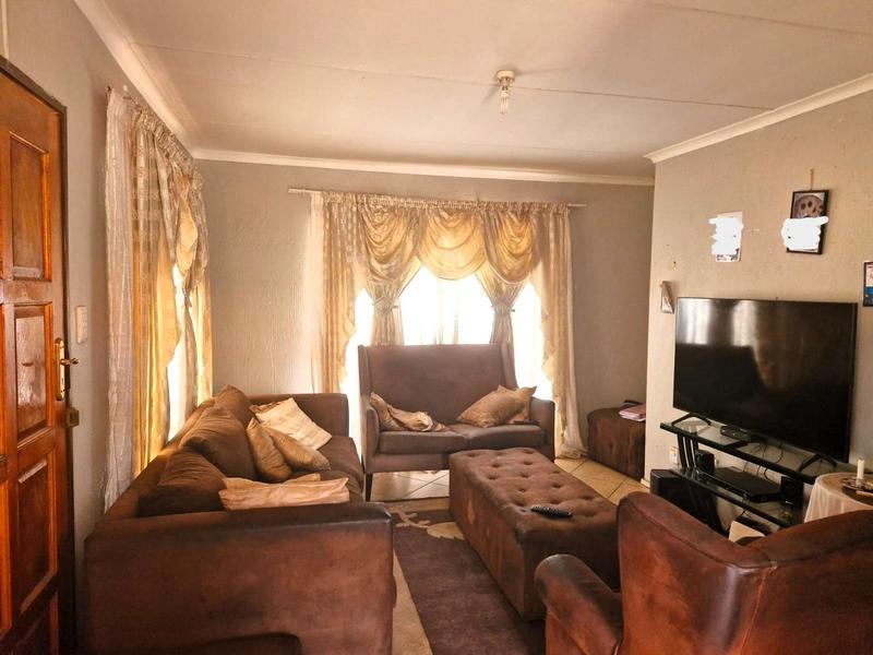 3 Bedroom Property for Sale in The Orchards Gauteng