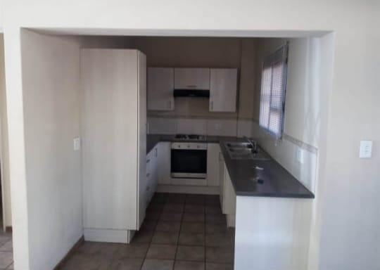 To Let 2 Bedroom Property for Rent in Honeydew Gauteng