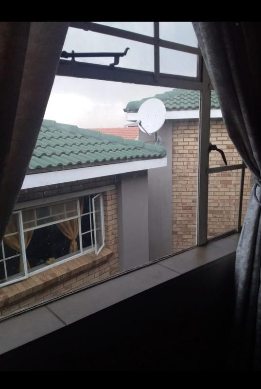 2 Bedroom Property for Sale in Primrose Hill Gauteng