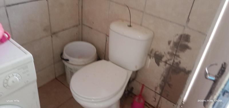 2 Bedroom Property for Sale in Rondebult Gauteng