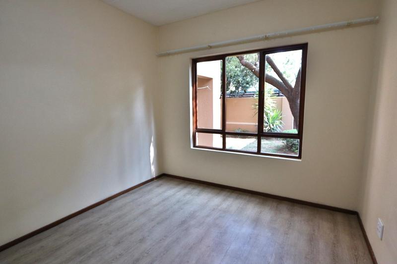 To Let 1 Bedroom Property for Rent in Lonehill Gauteng