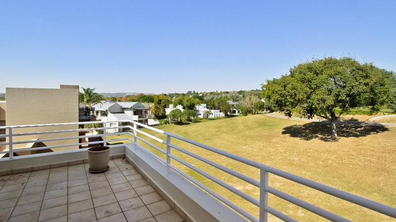 To Let 5 Bedroom Property for Rent in Dainfern Golf Estate Gauteng