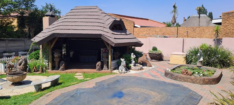 4 Bedroom Property for Sale in Vanderbijlpark SE 4 Gauteng