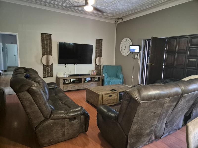 4 Bedroom Property for Sale in Primrose Hill Gauteng