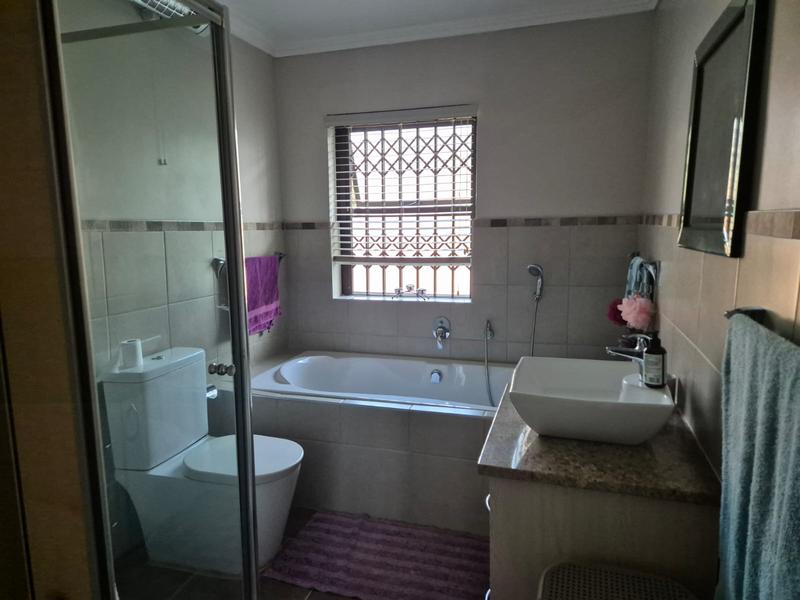 4 Bedroom Property for Sale in Primrose Hill Gauteng