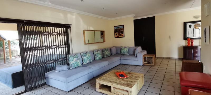 To Let 4 Bedroom Property for Rent in Constantia Kloof Gauteng