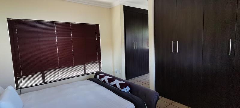 4 Bedroom Property for Sale in Constantia Kloof Gauteng