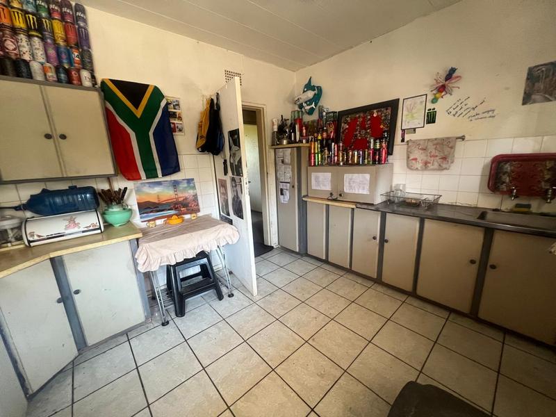 2 Bedroom Property for Sale in Greenhills Gauteng