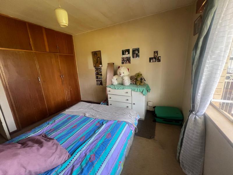 2 Bedroom Property for Sale in Greenhills Gauteng