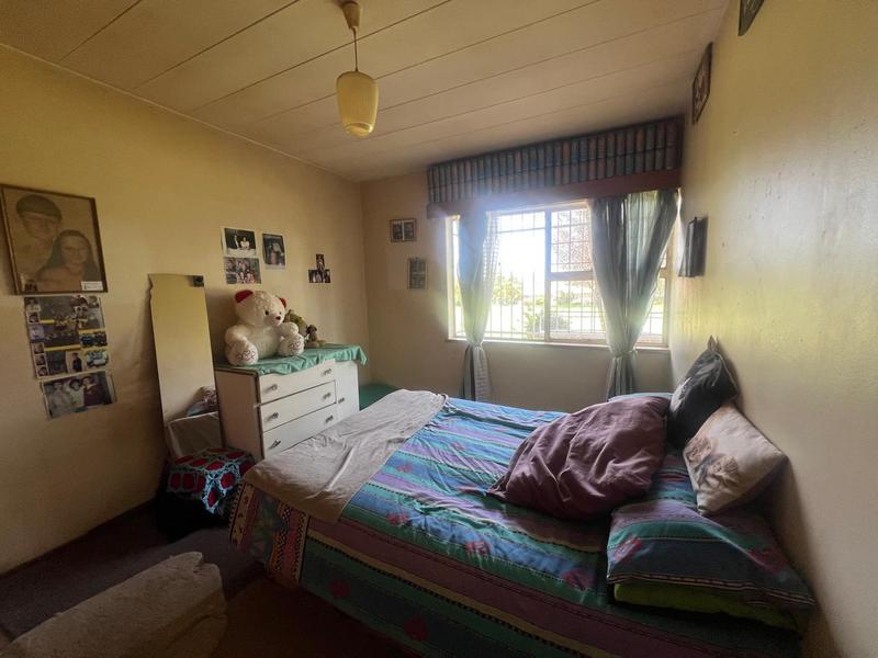 2 Bedroom Property for Sale in Greenhills Gauteng