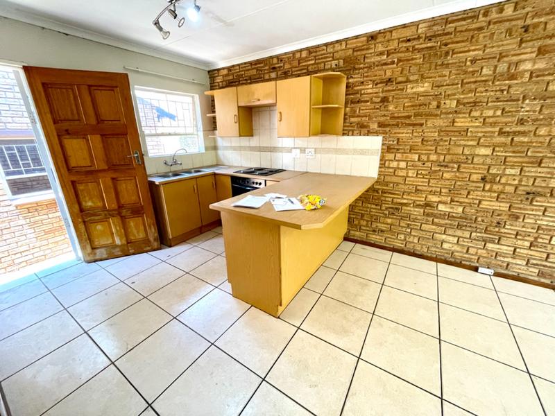 2 Bedroom Property for Sale in Krugersdorp North Gauteng