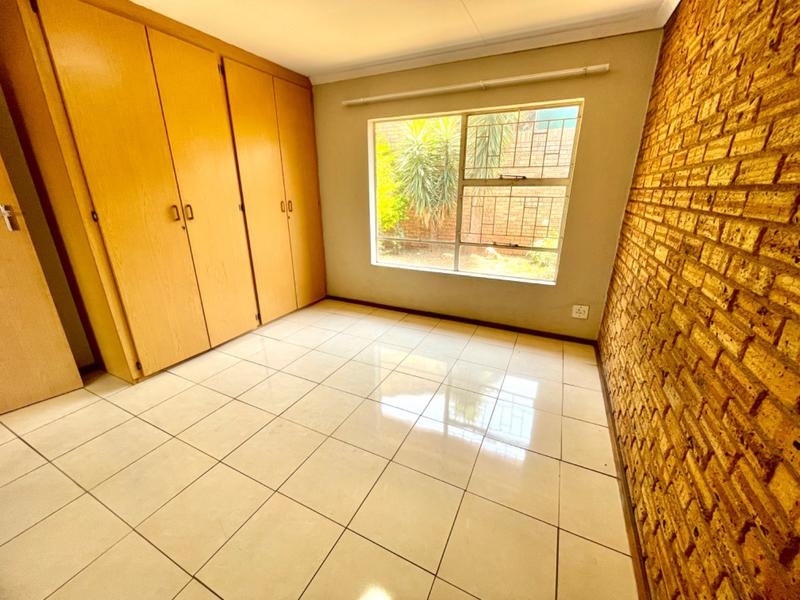 2 Bedroom Property for Sale in Krugersdorp North Gauteng