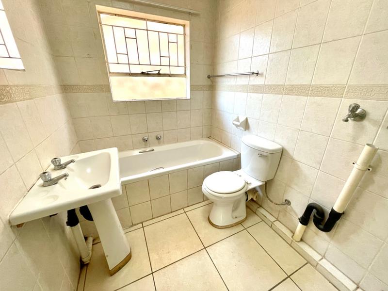 2 Bedroom Property for Sale in Krugersdorp North Gauteng