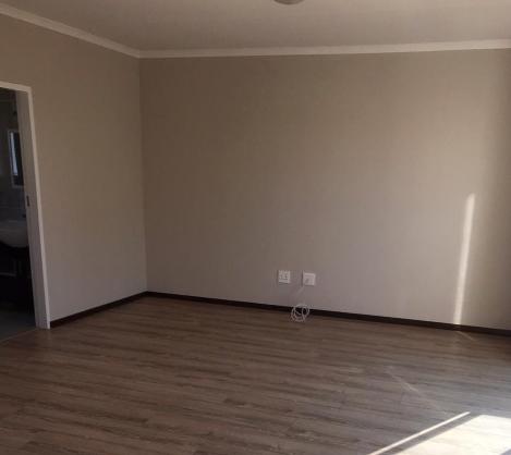 To Let 3 Bedroom Property for Rent in Broadacres Gauteng